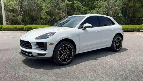 2021 Porsche Macan Base
