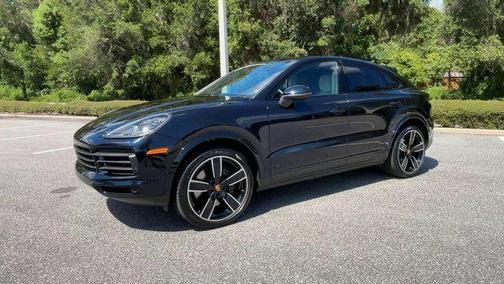 2023 Porsche Cayenne Platinum Edition