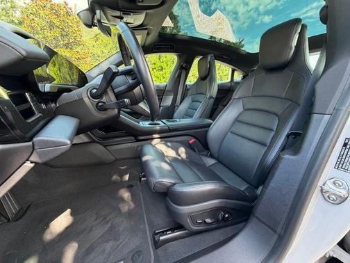 Chalk 2022 Porsche Taycan