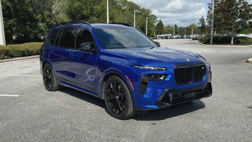 2025 BMW X7 M60i