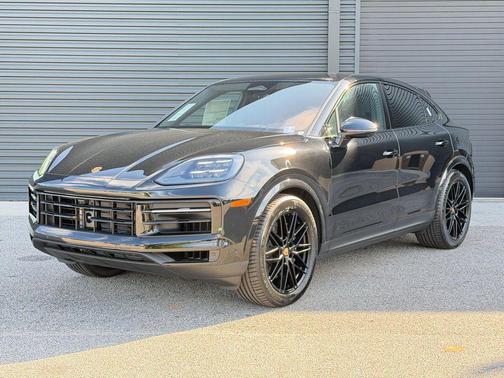 Chromite Black Metallic 2026 Porsche Cayenne Cayenne