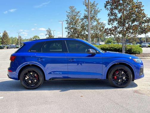 Ultra Blue Metallic 2022 Audi SQ5 3.0T Prestige