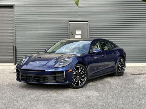2026 Porsche Panamera 