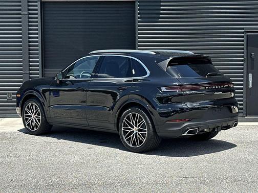2025 Porsche Cayenne Cayenne