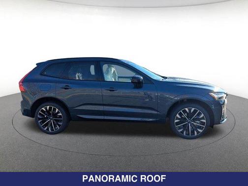 Denim Blue Metallic 2026 Volvo XC60 B5 Ultra