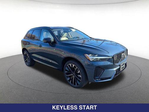 Denim Blue Metallic 2026 Volvo XC60 B5 Ultra