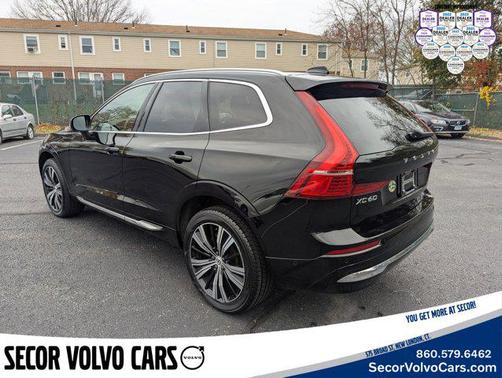 2023 Volvo XC60 Plus Bright Theme