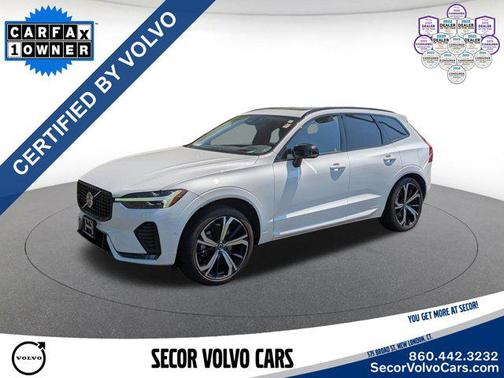 Crystal White Metallic 2023 Volvo XC60 Ultimate Dark Theme