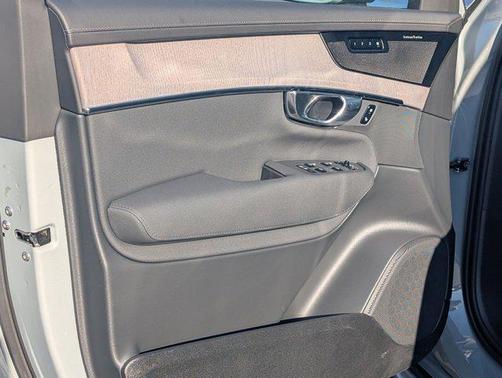 2026 Volvo XC90 B6 Ultra 7-Seater