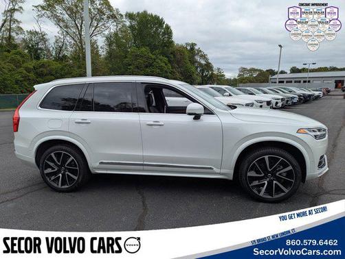 2024 Volvo XC90 Plus Bright Theme