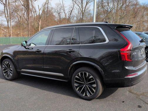 Onyx Black Metallic 2026 Volvo XC90 Ultra, B6 AWD Gas (mild hybrid), Gasoline, Bright, 7 Seats