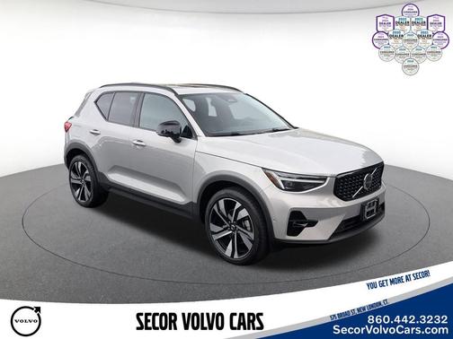 Silver Dawn Metallic 2023 Volvo XC40 Ultimate Dark Theme