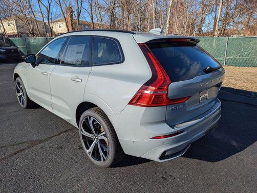 2025 Volvo XC60 Plug-In Hybrid T8 Ultra