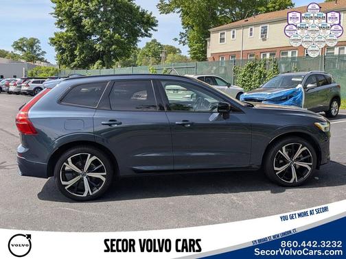 Denim Blue Metallic 2023 Volvo XC60 Ultimate Dark Theme