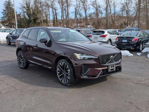 2026 Volvo XC60 B5 Ultra