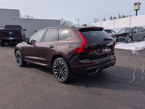2026 Volvo XC60 B5 Ultra