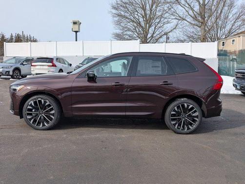 2026 Volvo XC60 B5 Ultra