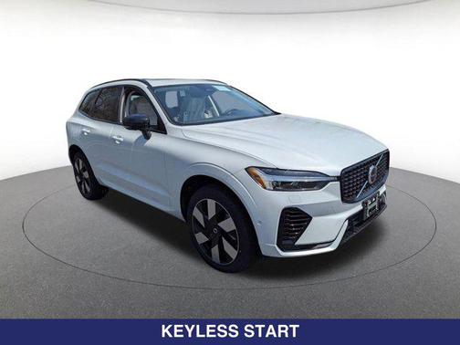 Crystal White Metallic 2025 Volvo XC60 Plug-In Hybrid T8 Plus