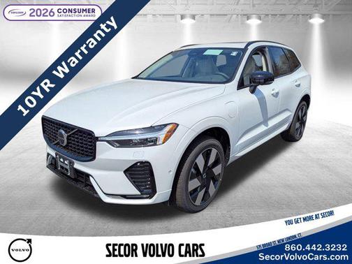 Crystal White Metallic 2025 Volvo XC60 Plug-In Hybrid T8 Plus