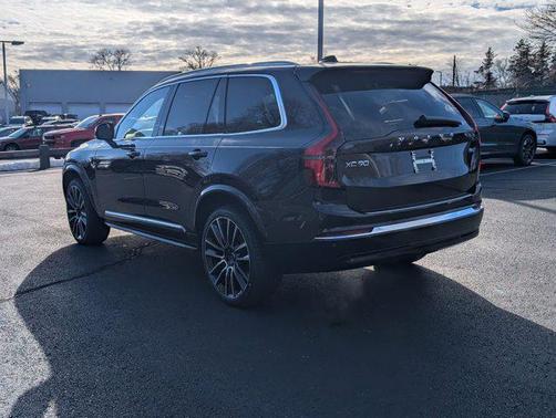 2026 Volvo XC90 B6 Plus 6-Seater