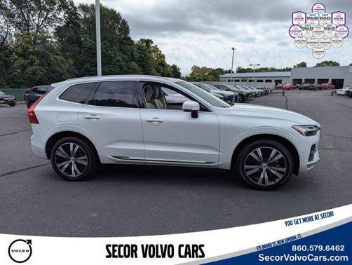 2023 Volvo XC60 Plus Bright Theme