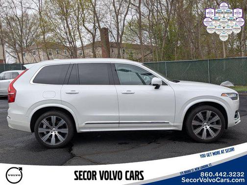 Crystal White Metallic 2024 Volvo XC90 Recharge Plug-In Hybrid Ultimate