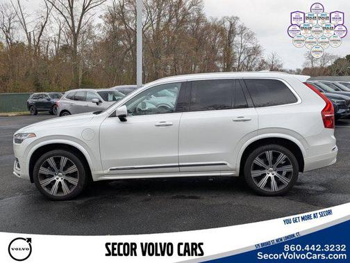 Crystal White Metallic 2024 Volvo XC90 Recharge Plug-In Hybrid Ultimate