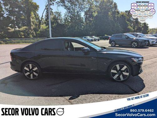 2024 Volvo S60 Recharge Plug-In Hybrid Ultimate Dark Theme
