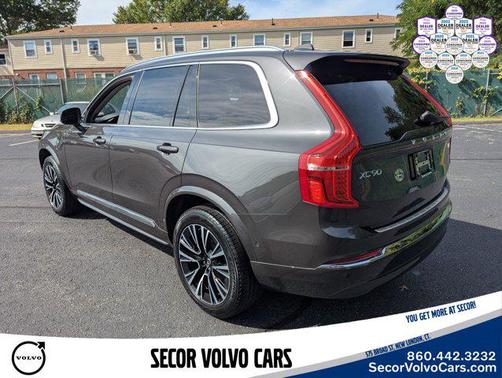 2024 Volvo XC90 Recharge Plug-In Hybrid Plus Bright Theme