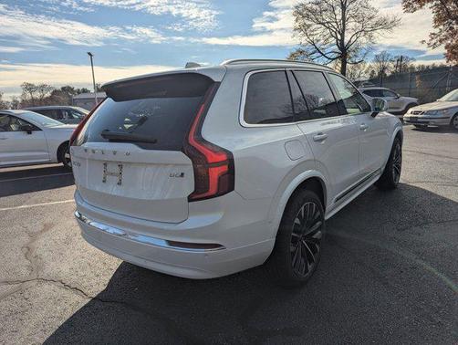 2026 Volvo XC90 B6 Ultra 7-Seater