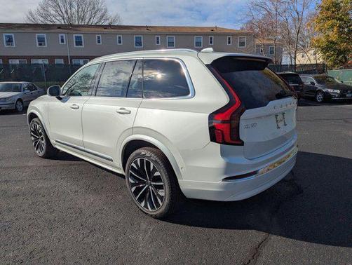 2026 Volvo XC90 B6 Ultra 7-Seater