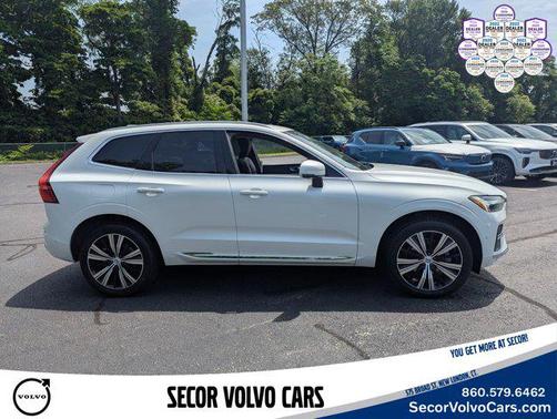 2023 Volvo XC60 Plus Bright Theme