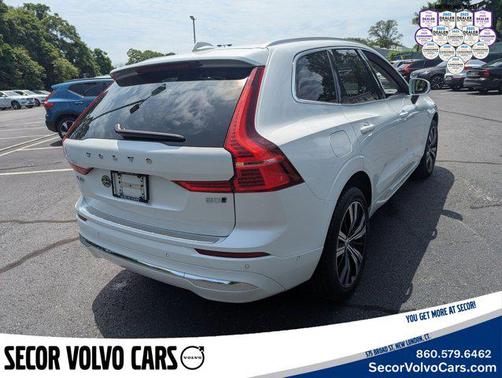 2023 Volvo XC60 Plus Bright Theme