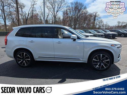 2024 Volvo XC90 Core Bright Theme