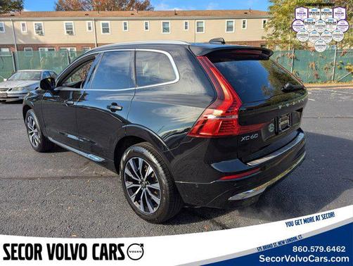 2023 Volvo XC60 Plus Bright Theme