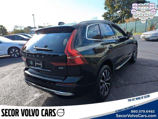 2023 Volvo XC60 Plus Bright Theme
