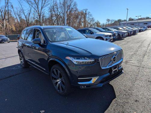 2025 Volvo XC90 B6 Ultra