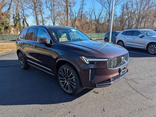 2026 Volvo XC90 B6 Plus 7-Seater