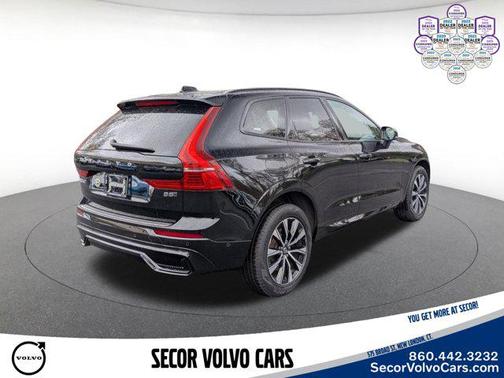 Black Stone 2023 Volvo XC60 Plus Dark Theme