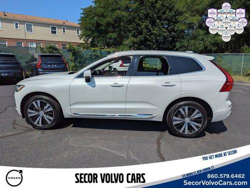 2023 Volvo XC60 Plus Bright Theme