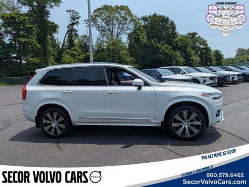 2024 Volvo XC90 Recharge Plug-In Hybrid Ultimate Bright Theme