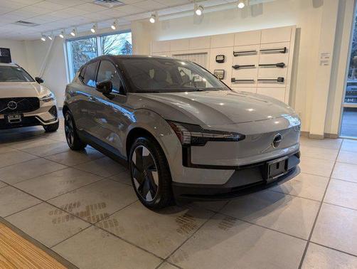 2025 Volvo EX30 Twin Motor Plus