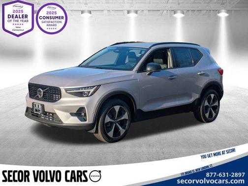 2026 Volvo XC40 B5 Plus