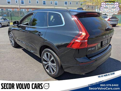 2022 Volvo XC60 Momentum