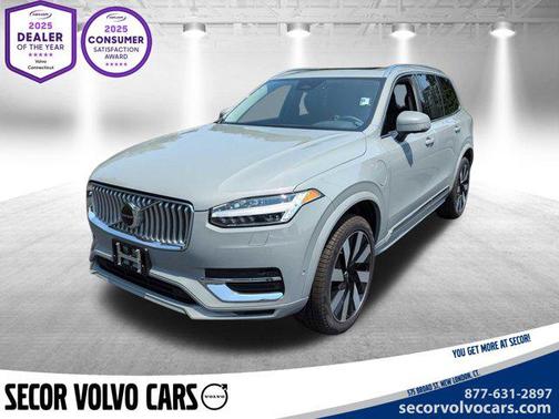 2025 Volvo XC90 Plug-In Hybrid T8 Plus 6-Seater