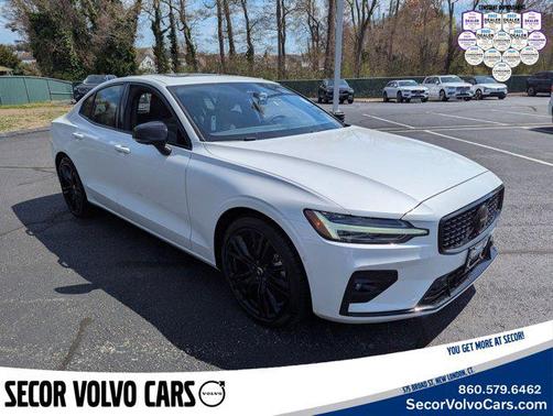 2024 Volvo S60 Plus Black Edition