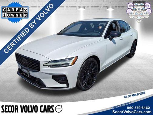 2024 Volvo S60 Plus Black Edition
