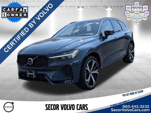 2023 Volvo XC60 Ultimate Dark Theme