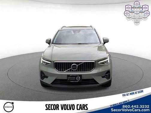 Sage Green Metallic 2023 Volvo XC40 Plus Bright Theme