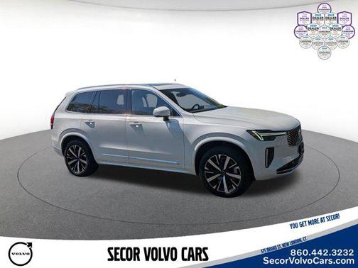 Crystal White Metallic 2025 Volvo XC90 Core